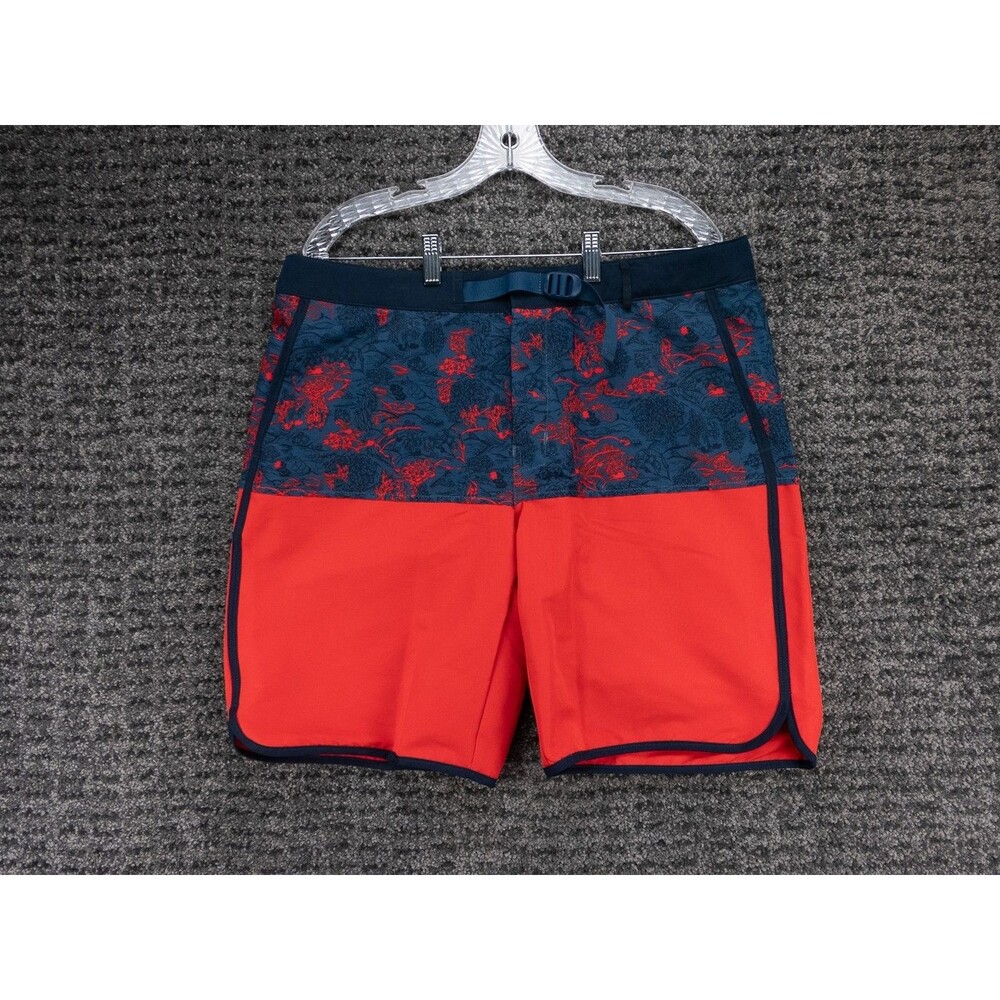 Helly Hansen Board Shorts Mens Large Blue Red Floral Print Belted Beach Surf